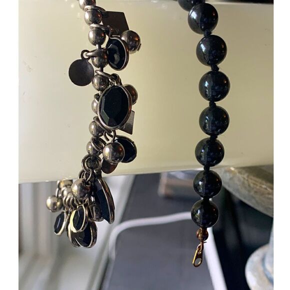 Vintage Black Gray Bracelet pair, in Silver Gold tone, Unmarked - Picture 2 of 3